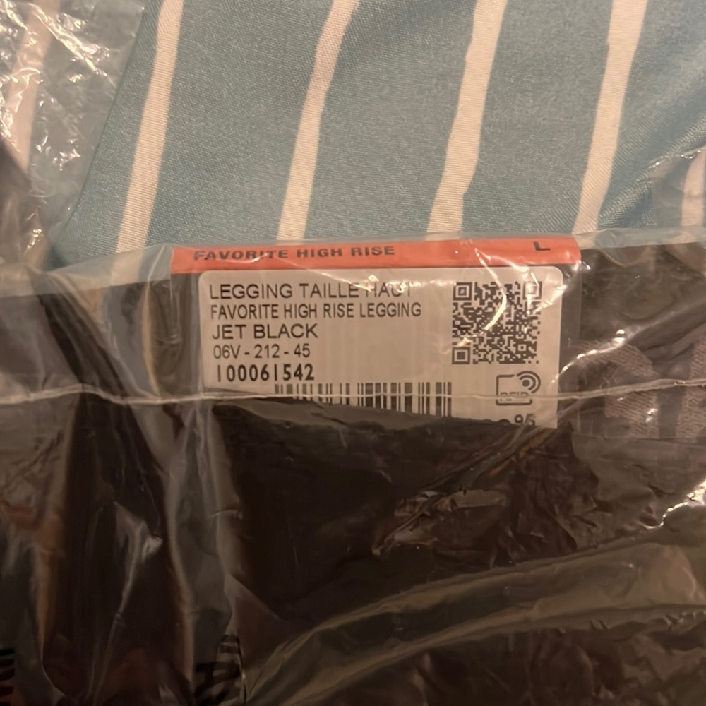 Garage High Rise Jet Black Leggings - Picture 2 of 2